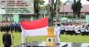 6 Siswa Peraih Nilai UN Terbaik Dapat Penghargaan Bupati RL