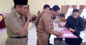 215 Kades Sekabupaten BU Teken Pakta Integritas.