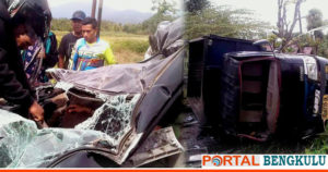 Tiga Mobil Tabrakan Beruntun, Pengemudi Avanza Dilarikan ke RS