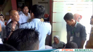 Pembunuh Bidan Dituntut 20 Tahun, Keluarga Korban Histeris Minta Dihukum Mati