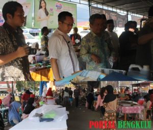 Pemkab Lebong dan Tim Loka Balai POMDi RL Periksa Makanan Takjil Di 52 Titik