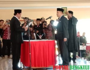 Dilantik, Mustarani Jabat Sebagai Sekdakab Lebong Definitif