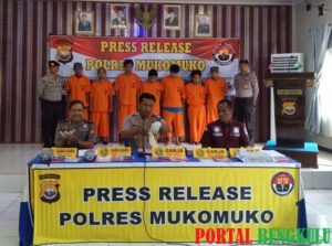 Sat Narkoba Polres Mukomuko Ringkus 7 Tersangka Pengedar dan Pemakai Narkoba