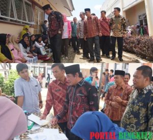 Monitoring Pendaftaran CPNS, Bupati Lebong: Banyak Pelamar Asal Luar Daerah!