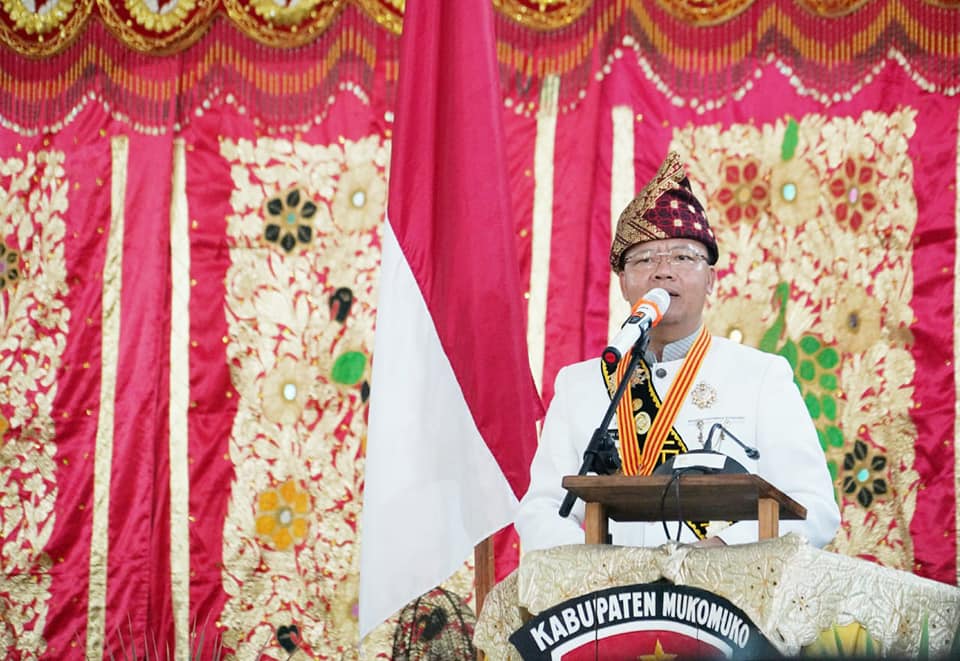 Gambar ini memiliki atribut alt yang kosong; nama filenya adalah Paripurna-1.jpg