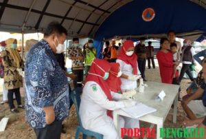Bupati Mukomuko Tinjau Posko Penanganan Antisipasi Covid-19