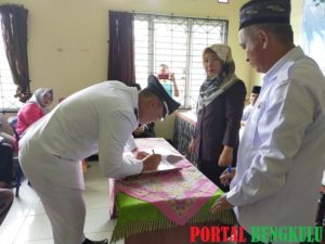 Camat Bingin Kuning Lantik Pjs Kades Talang Liak 2