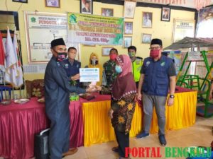 90 KK Warga Desa Pungguk Pedaro Terima BLT-DD