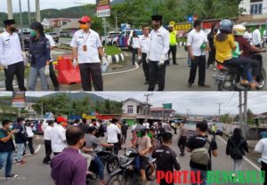 Pertahankan Status Zona Hijau! Bupati Lebong, Rosjhonsyah Bersama Jajaran Bagikan Masker