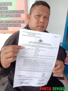 Pengumuman! Telah Tercecer Dompet Berisi Dokumen Penting