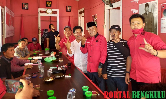 Optimis Bakal Diusung Parpol Besar, Kopli Silaturahmi ke Kantor DPC PDIP