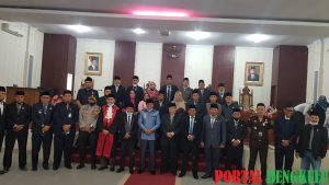 DPRD Lebong Berhentikan Bupati-Wakil Bupati dan Umumkan Bupati-Wakil Bupati Terpilih