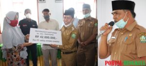 Bupati Lebong, Kopli Ansori Serahkan Santunan Kepada Ahli Waris Pekerja PT. MHE