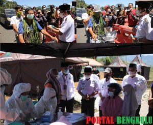 Bupati Lebong Kopli Ansori Pantau Posko Satgas Covid-19 Perbatasan, Dapati Warga Kenakan Masker Daun