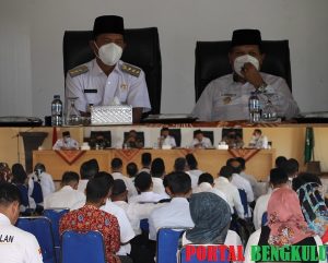 Rakor Penjadwalan Vaksin Anak Usia 6-11 Tahun, Bupati Lebong Kecewa Ketidakhadiran Beberapa Kepala Sekolah