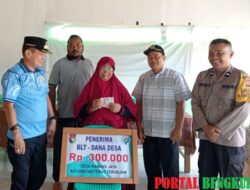 15 KPM Desa Karang Jaya Terima BLT-DD